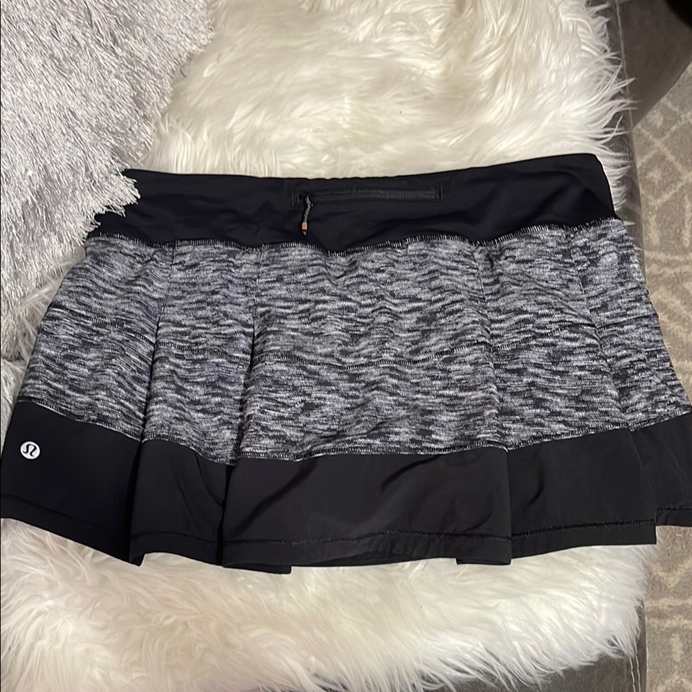 lululemon athletica Black and Gray Women's Skirt